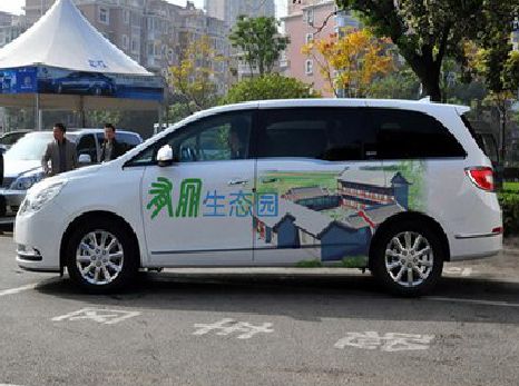 麻阳户外车贴喷绘如何保持效果?